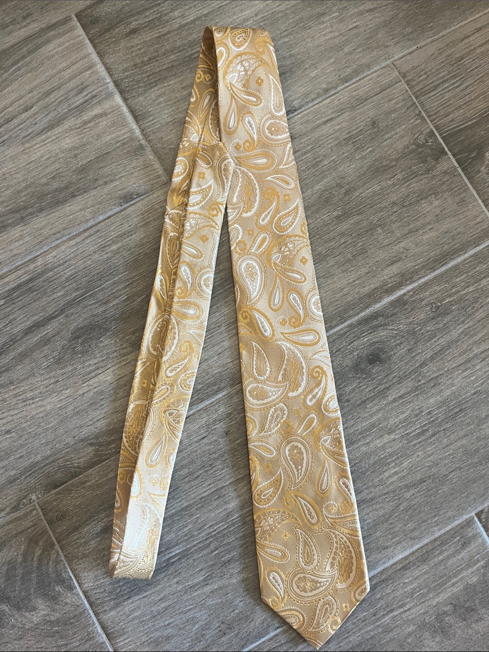 Mi Gold Paisley Silk Necktie for Nordstrom
